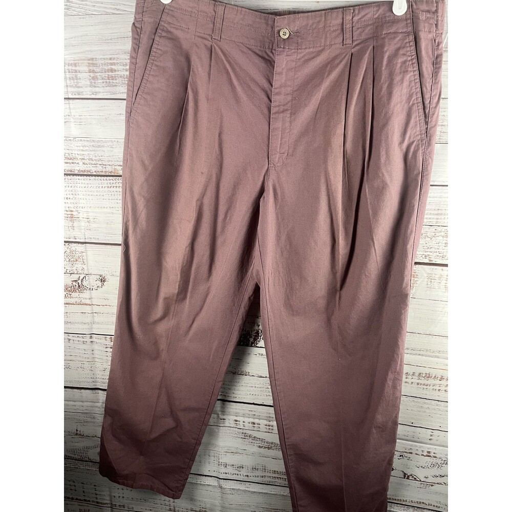 Levi Strauss Dockers Men's Classic Fit Pant Size 40x30 Stretch Purple